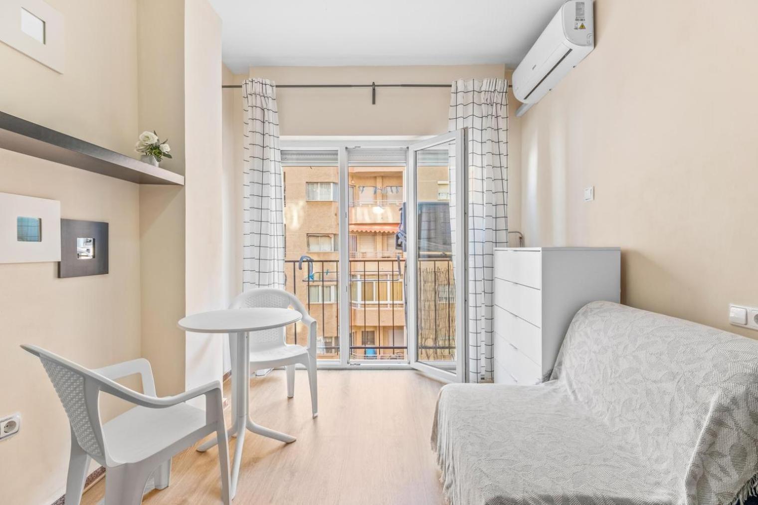 Studio A 200M De La Playa Los Locos Torrevieja Dış mekan fotoğraf